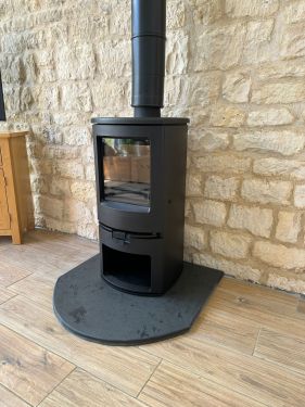 Click Here To Enlarge This Photo Of Charnwood Arc 5 log burner 